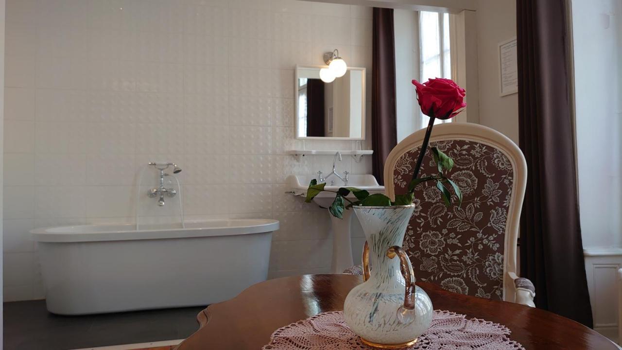 La Maison Serrurier - Chambres D'Hotes Морле Экстерьер фото